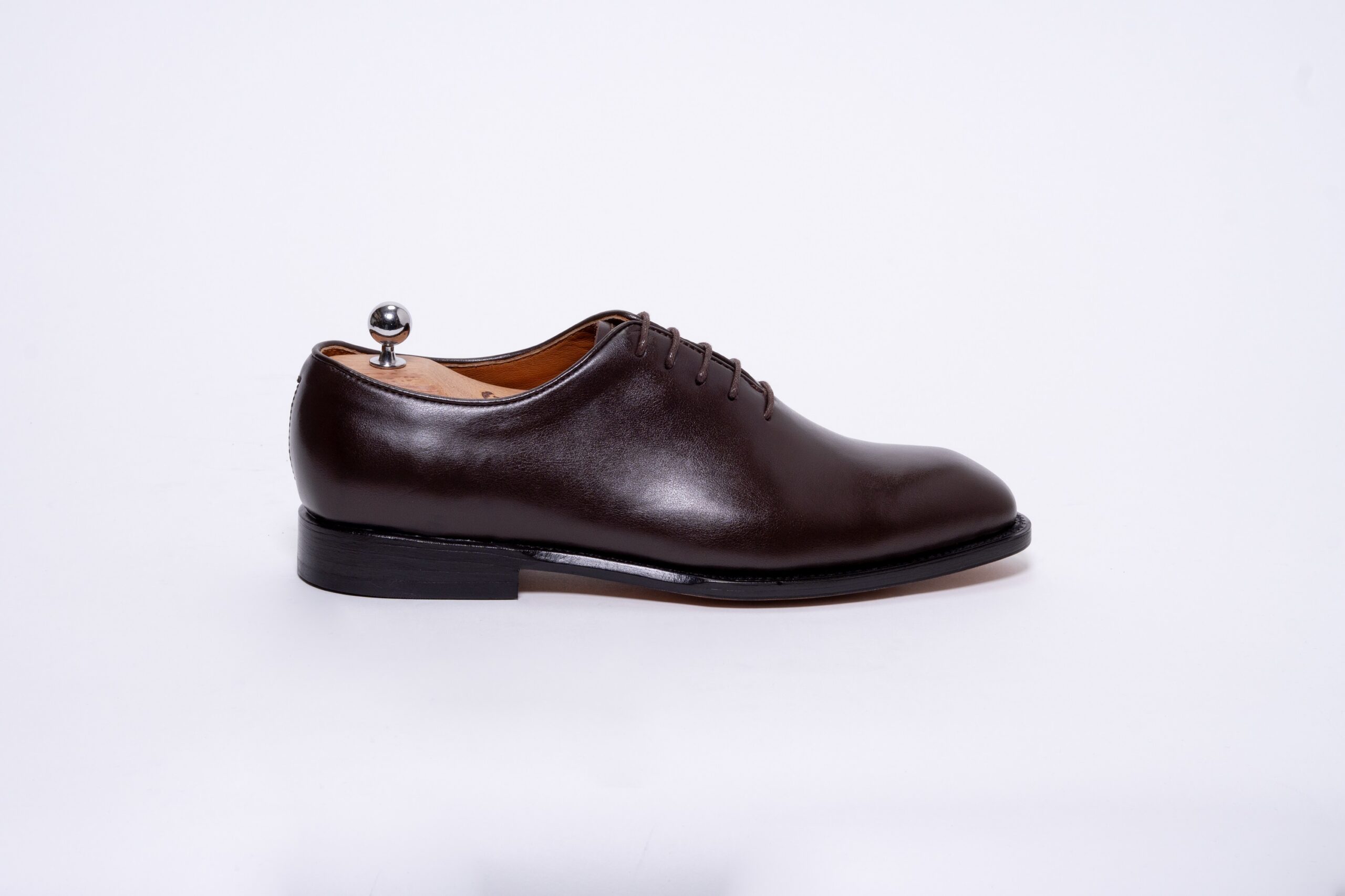 Zapato Whole Cut